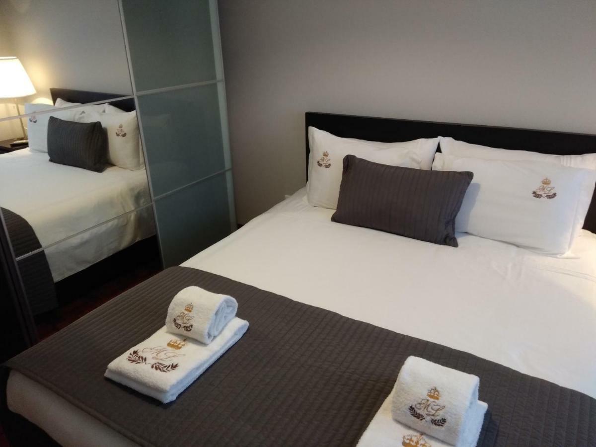 Ml Apartments Almirante Порто Екстериор снимка